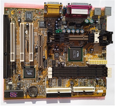 MB Biostar PII/III Slot 1 M6VBE-A VIA693A  UATA 66 + SB, 1xAGP, 3x PCI, 1xISA, FSB 66/100, micro ATX, OEM